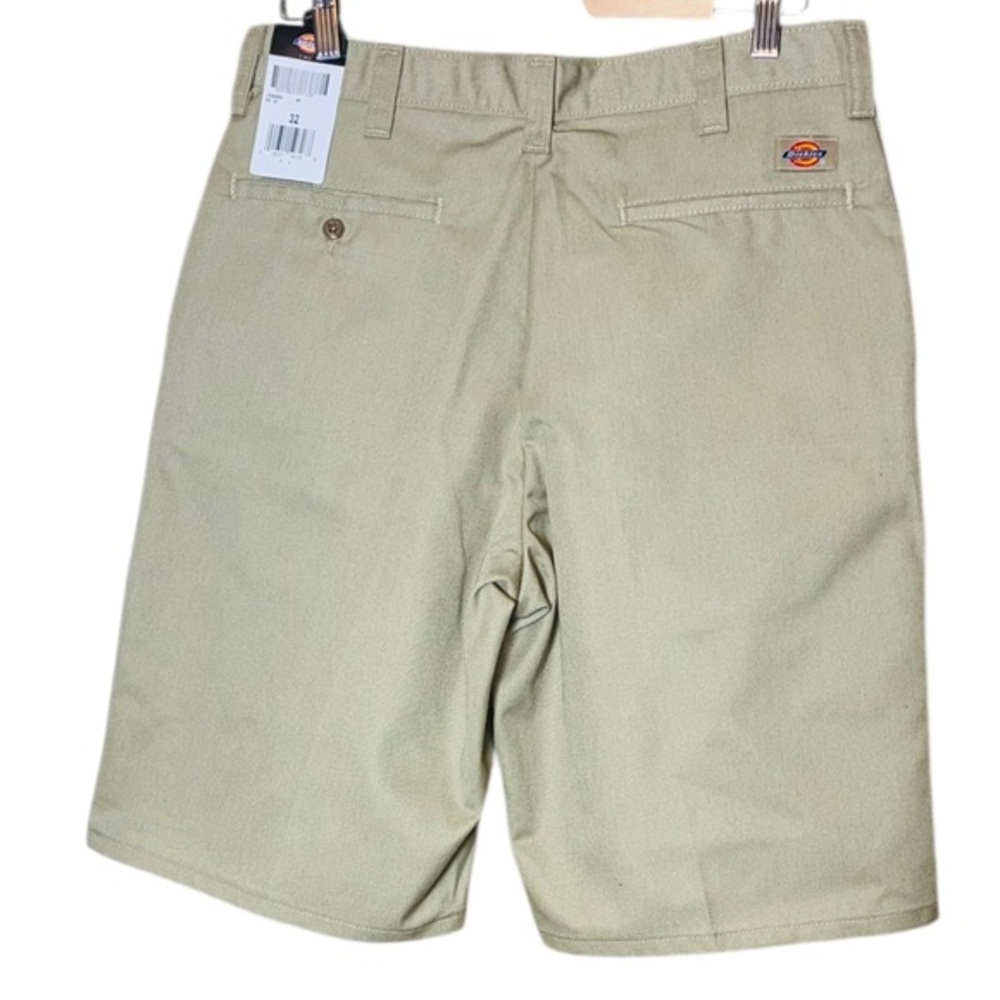 NA XXXX  ????? Tan Genuine Khaki Tan Flat Front Shorts Cotton Poly Blend